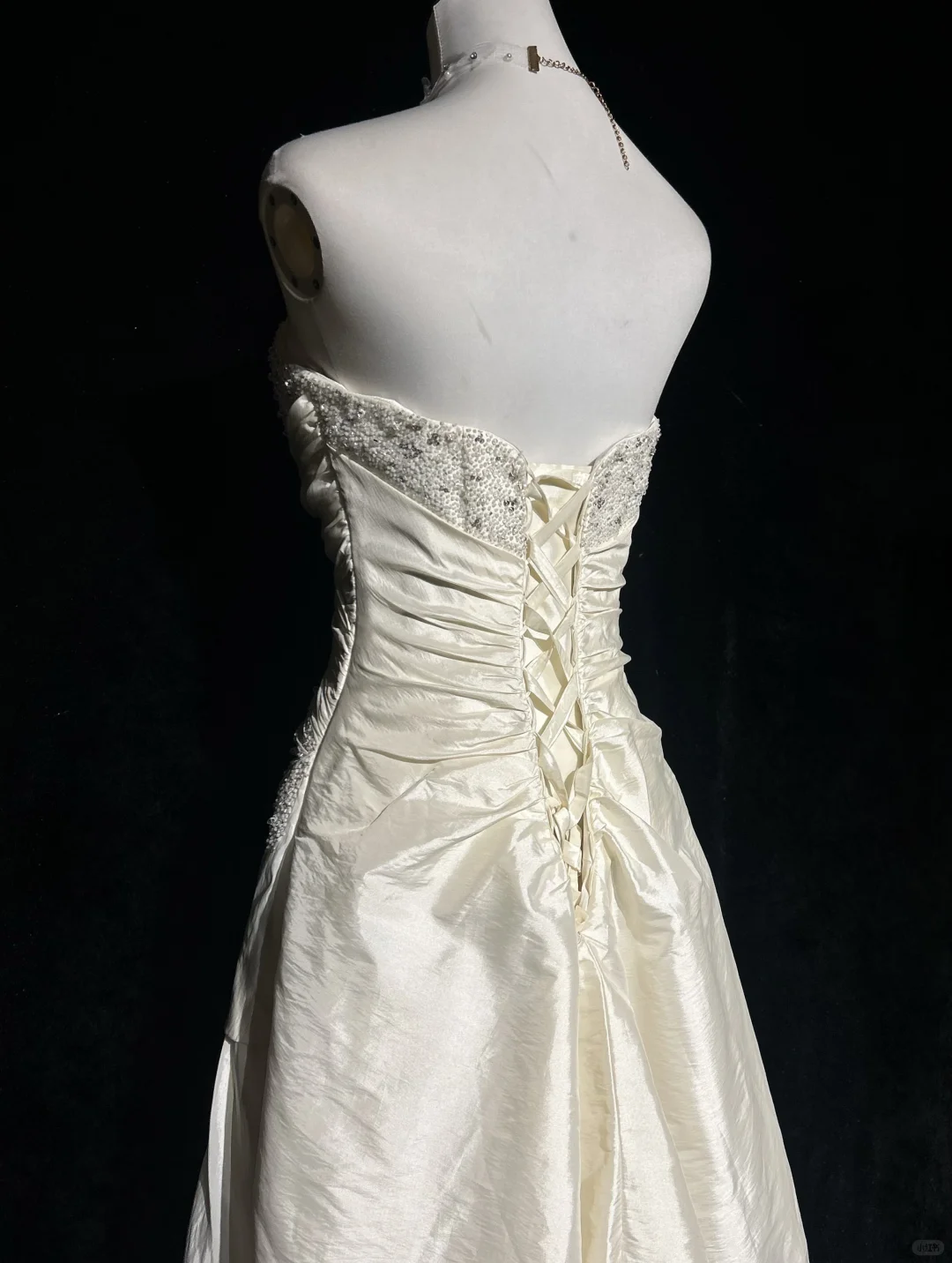 Vintage A Line Sweetheart Neck Beaded White Satin Short Homecoming Dress Cocktail Dress SH3148