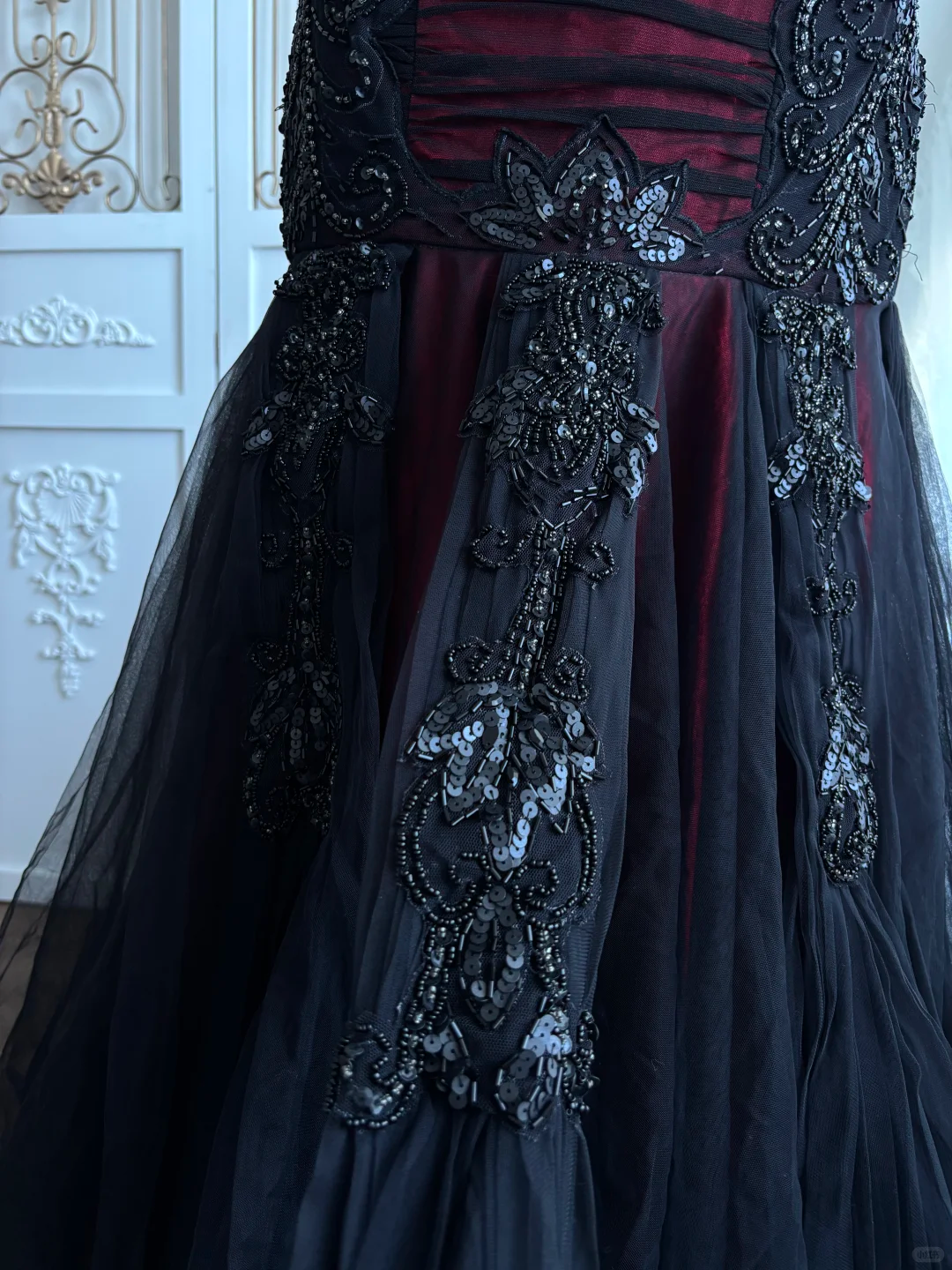 Vintage Sexy Mermaid Strapless Black Sequin Beaded Tulle Red Satin Prom Dress Sweet 16 Dress SH5791