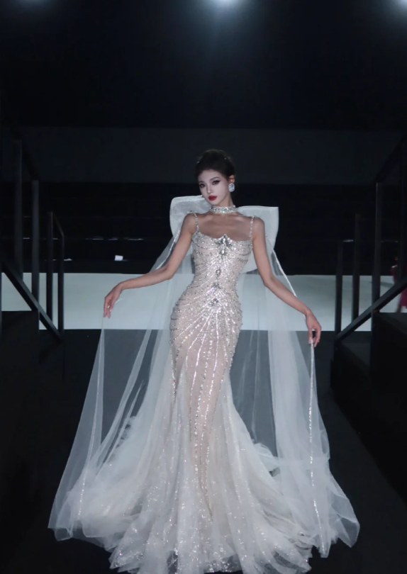 Rhinestone Exquisite Mermaid Spaghetti Strap Beaded Tulle Prom Dress Wedding Dress with Bow SH3639