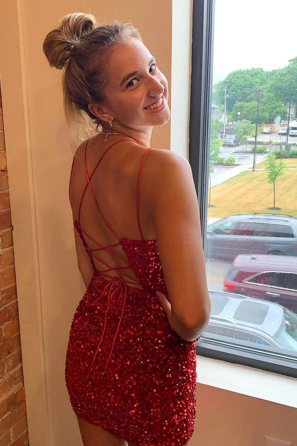 Sheath Royal Blue Sequins Short Homecoming Dress with Criss Cross Back SH698