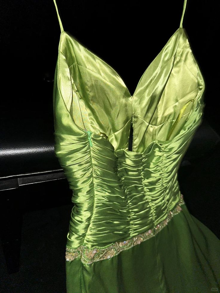 Fresh Green A Line Spaghetti Strap Chiffon Ruffle Satin Long Prom Dress Formal Gown SH3971