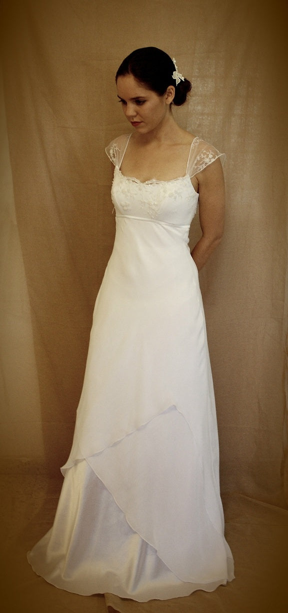 Vintage A Line Straps Beaded White Layered Chiffon Prom Dress Wedding Dress SH7260