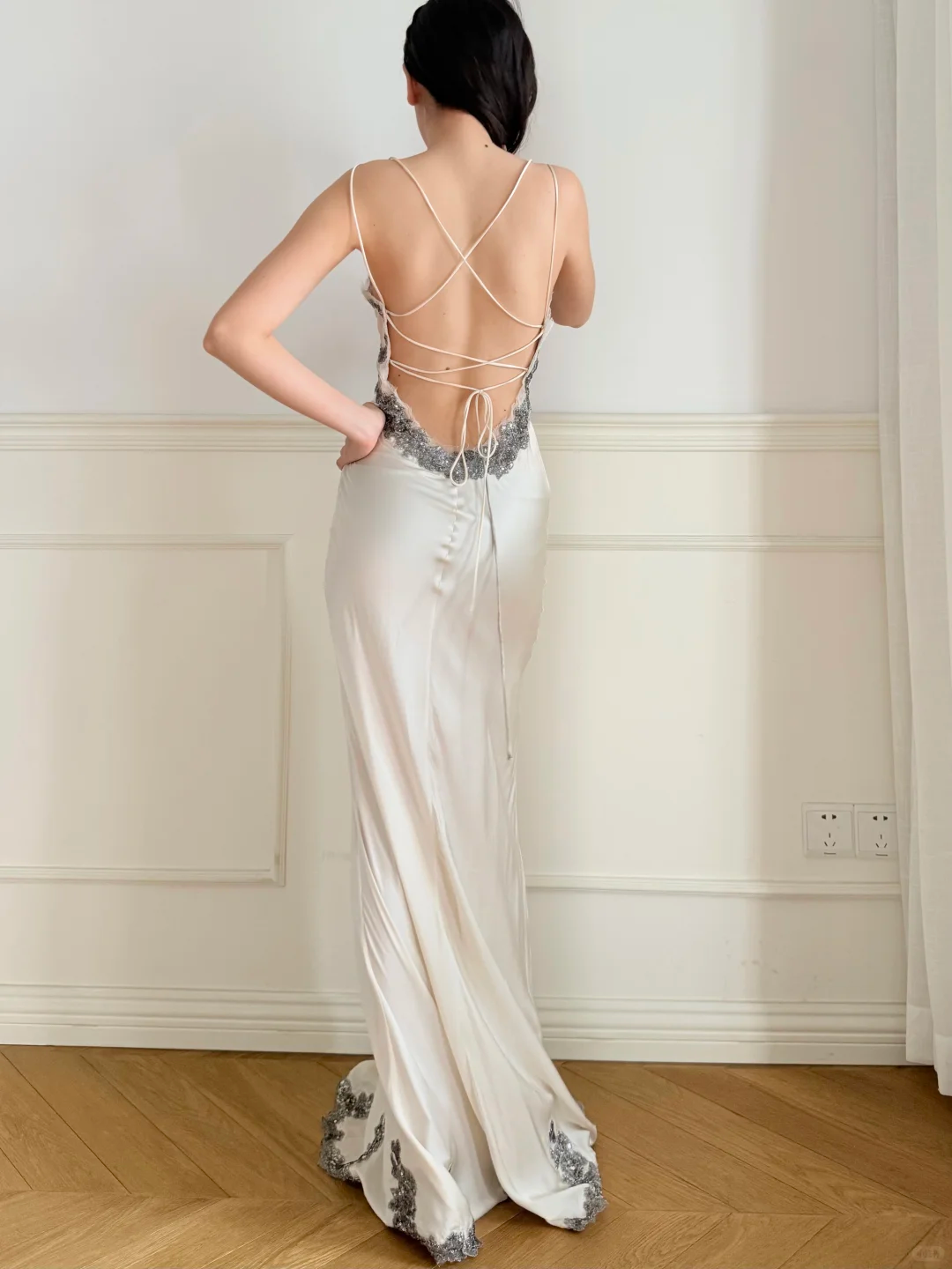 Vintage Simple A Line Straps Lace Appliques Ivory Satin Wedding Guest Dress Prom Dress SH5439