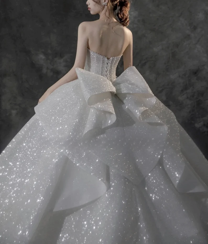Stunning Ball Gown Strapless Beaded Sequin Prom Dress Wedding Dress with Butterfly SH4456