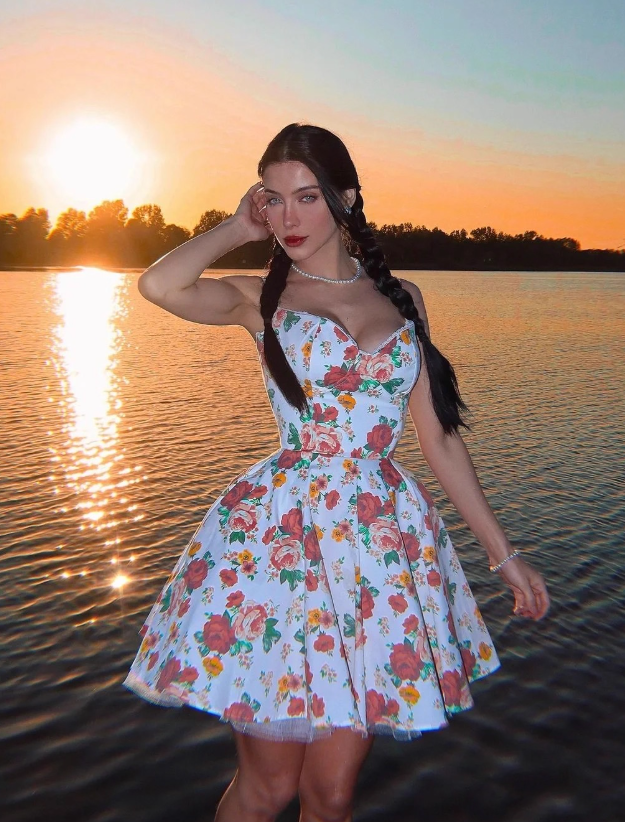 Princess A Line Spaghetti Strap Print Floral Satin Short Homecoming Dress 16th Birthday Dress SH3983