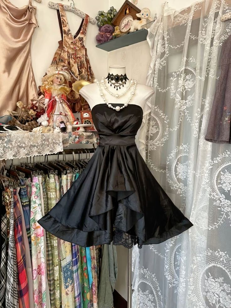black ruffle hoco dress Sweetheart A-line Black Ruffle Tiered Long Homecoming Dresses with Bow