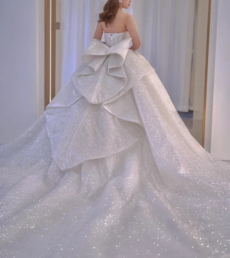 Stunning Ball Gown Strapless Beaded Sequin Prom Dress Wedding Dress with Butterfly SH4456