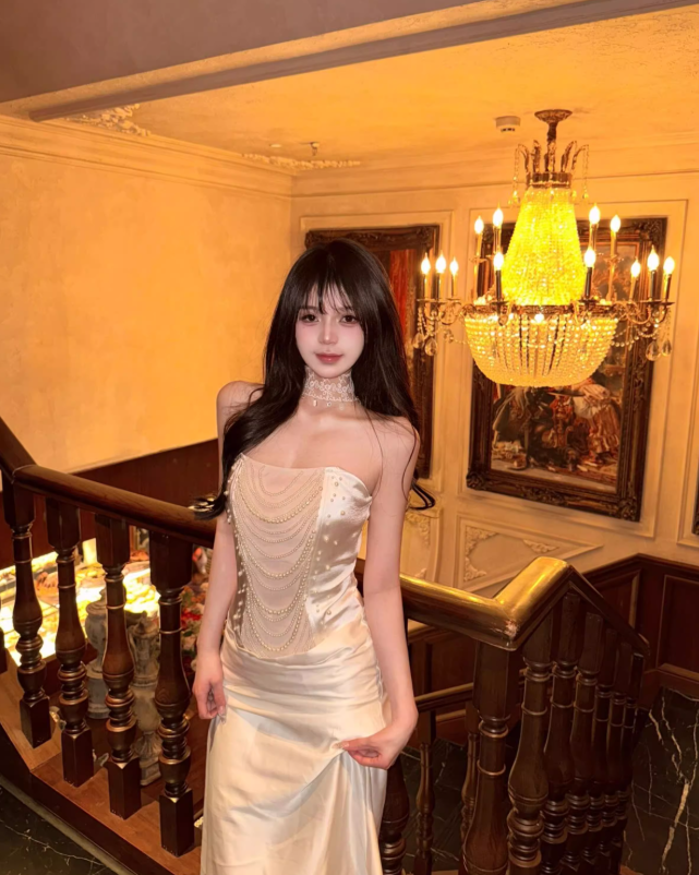 Two Piece Mermaid Strapless Pearl Satin Long Prom Dress Evening Dress SH3765