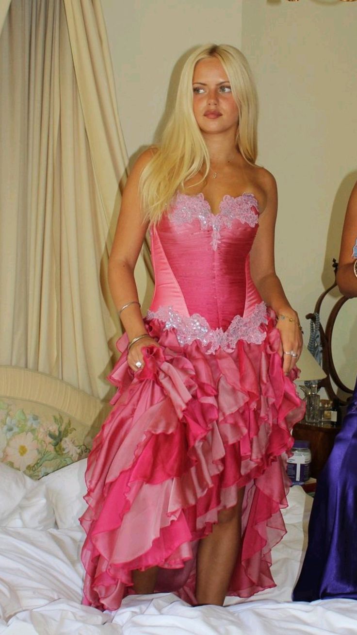 Cute Sheath Sweetheart Neck Appliques Ruffle Satin Prom Dress Evening Dress SH2346