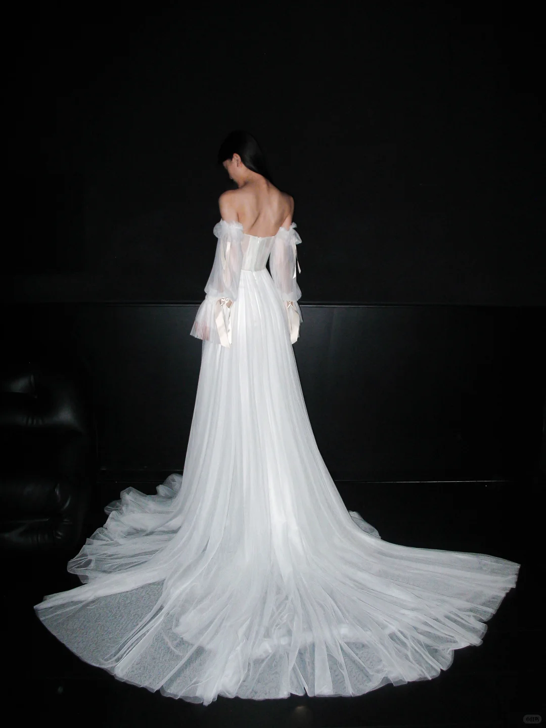 Gentle Ball Gown Long Seelve White Tulle Long Train Wedding Dress SH6679
