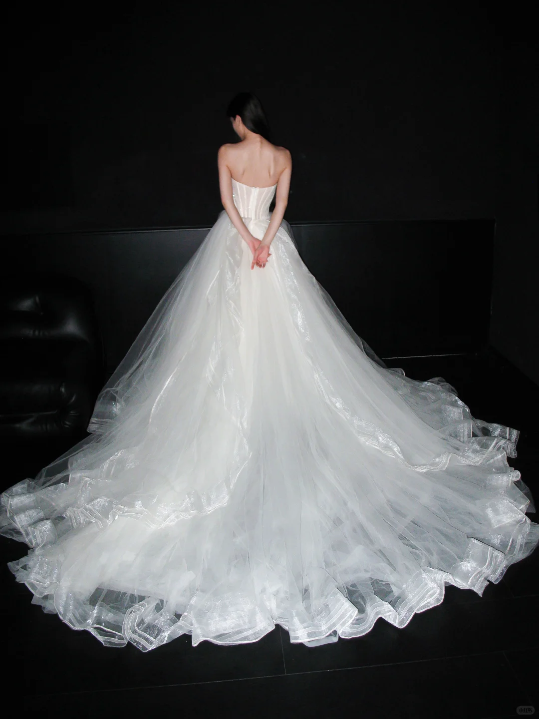Pretty Ball Gown Strapless Corset White Ruffle Tulle Long Wedding Dress SH8894