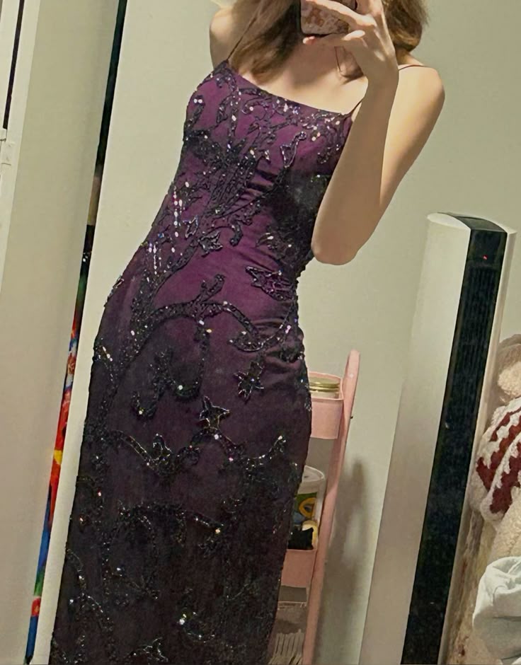Retro Exquisite Sheath Spaghetti Strap Beaded Purple Satin Long Party Dress Evening Dress Date Dress SH3462