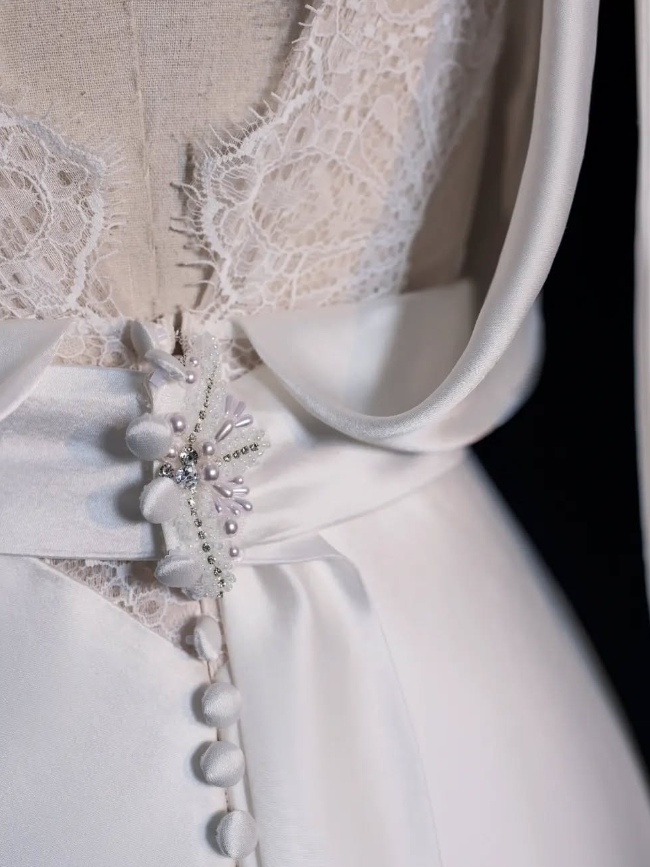 Elegant Sheath Spaghetti Strap Lace Satin Long Sweep Prom Dress Graduation Prom Dress SH2567