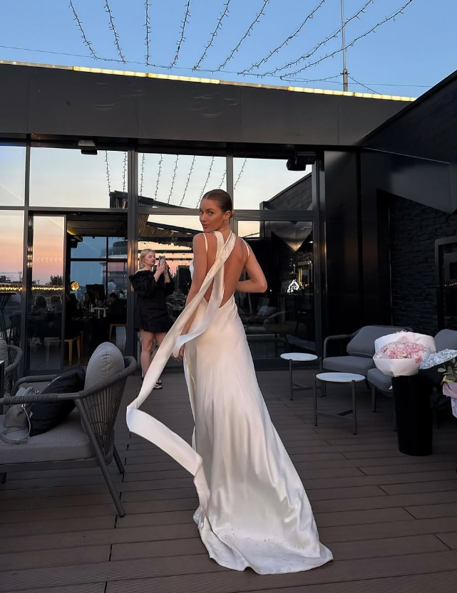 Simple White A Line Spaghetti Strap Satin Open Back Prom Dress Wedding Guest Dress SH4531