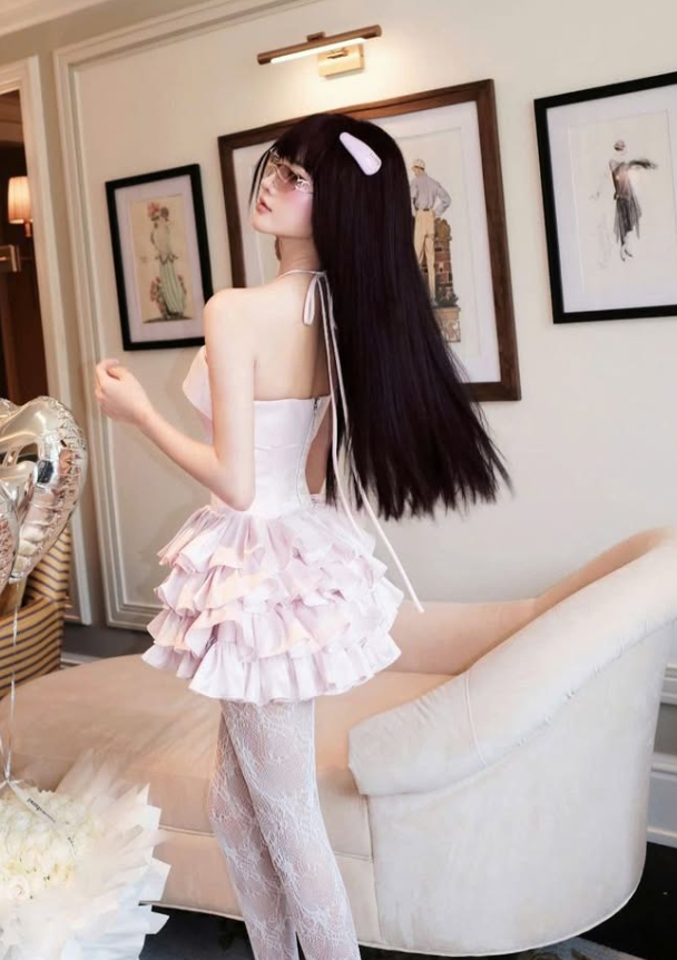 Gentle A Line Halter Light Pink Layered Satin Short Homecoming Dress SH3259