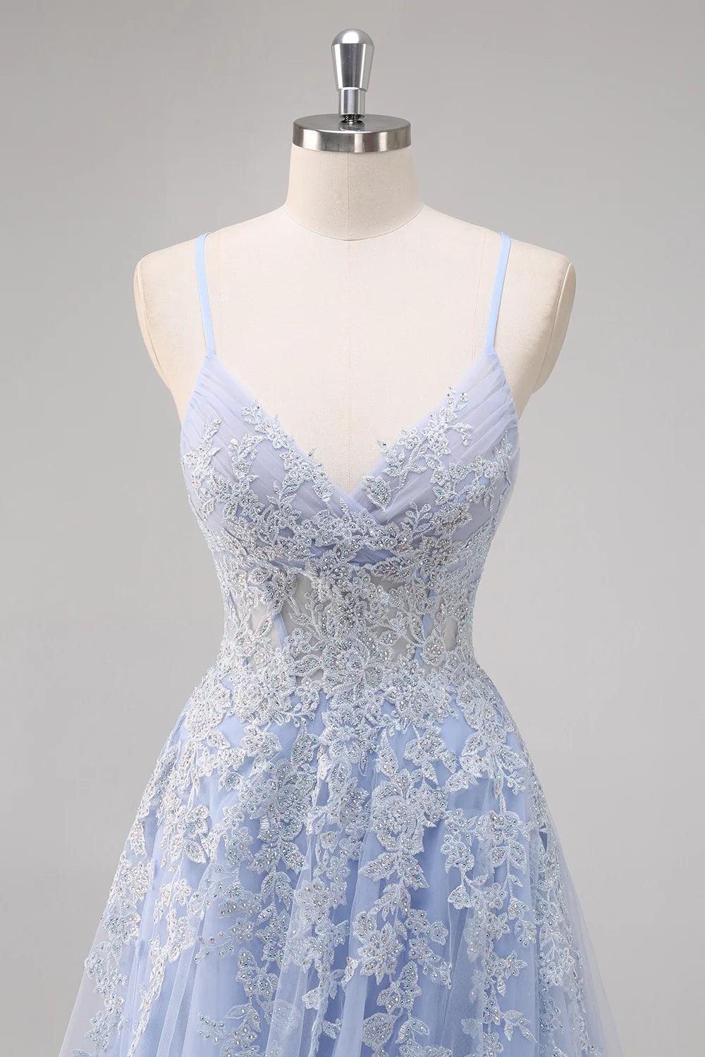 Lavender A Line Spaghetti Straps Appliques Beaded Tulle Long Prom Dress Graduation Prom with Slit SH2651