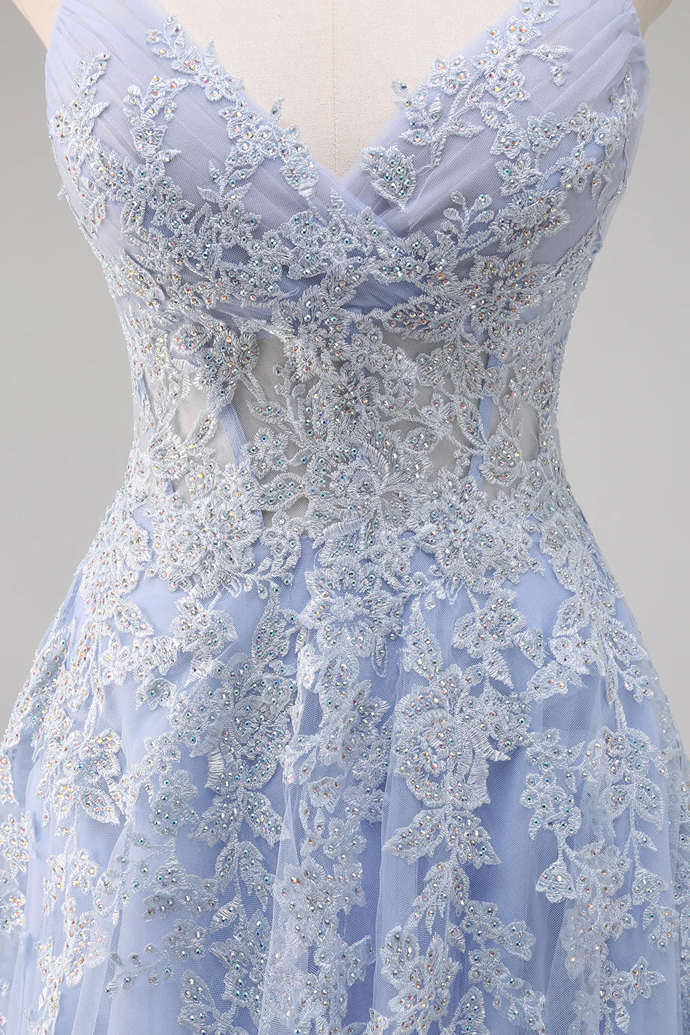 Lavender A Line Spaghetti Straps Appliques Beaded Tulle Long Prom Dress Graduation Prom with Slit SH2651