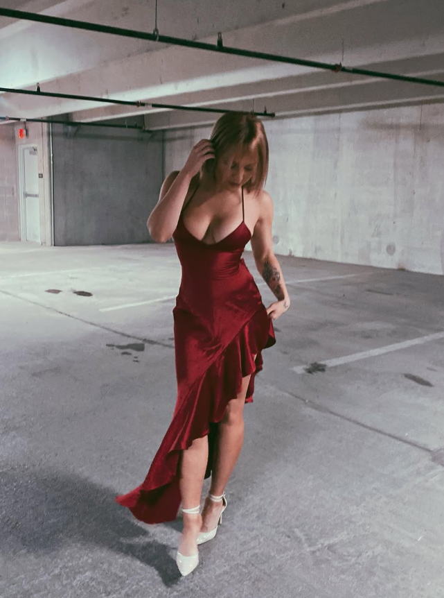 Burgundy Sheath Spaghetti Strap Ruffle Satin Open Back Prom Dress Party Dress SH4014