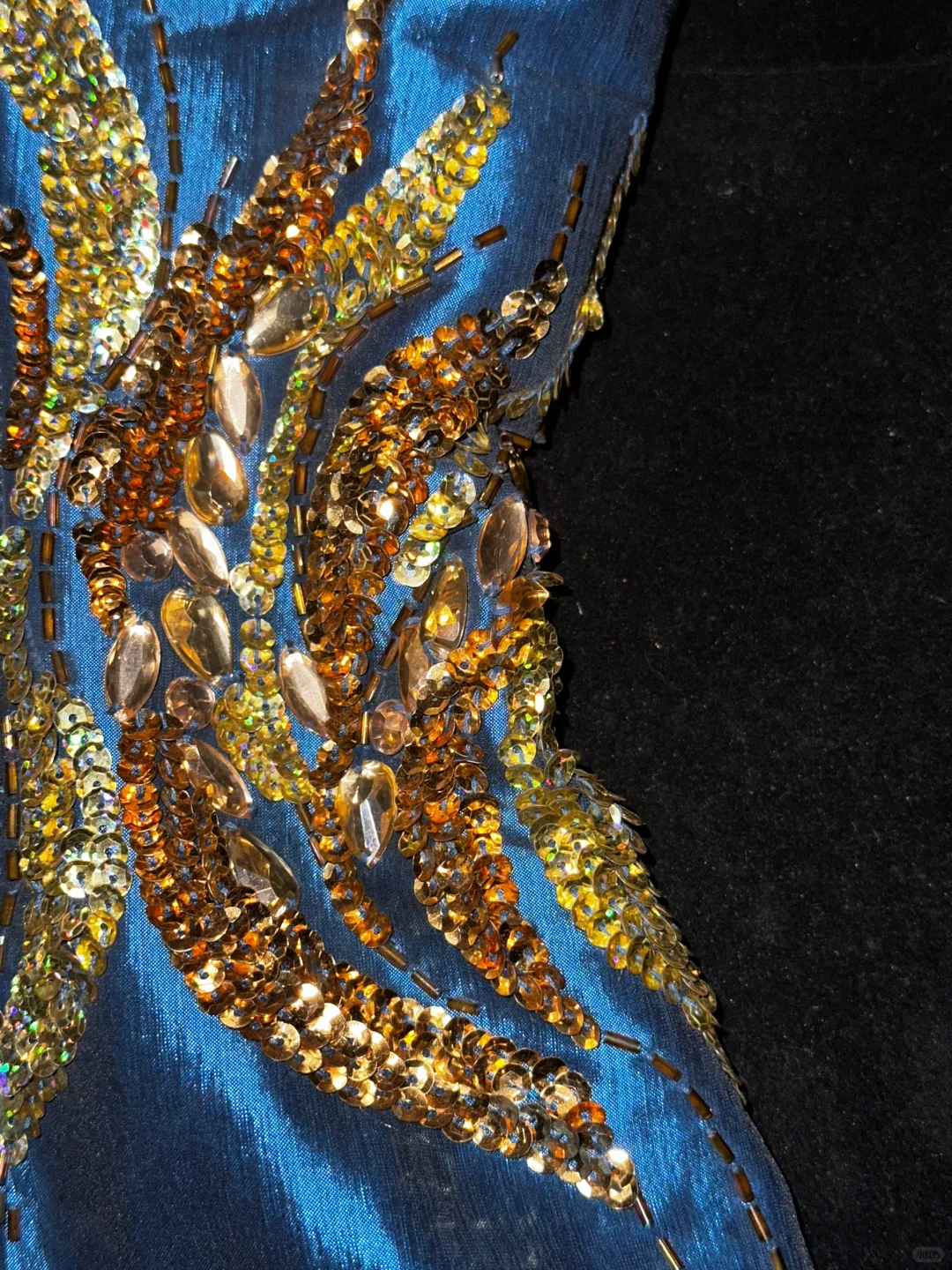 Royal Blue A Line Sweetheart Neck Sequin Beaded Satin Short Homecoming Dress SH3145
