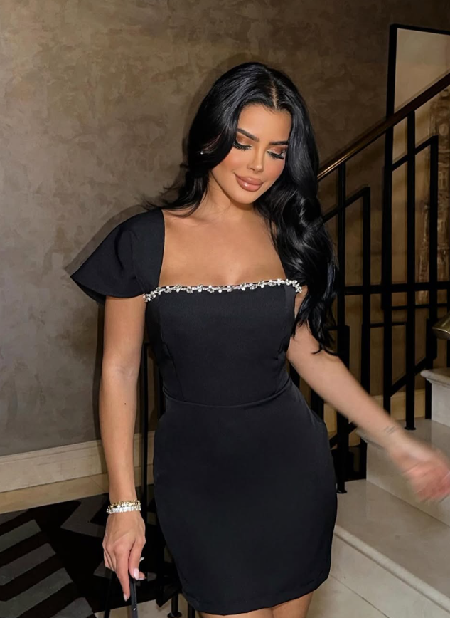 Sexy Black Sheath Rhinestone Satin Short Homecoming Dress Cocktail Birthday Dress SH3737