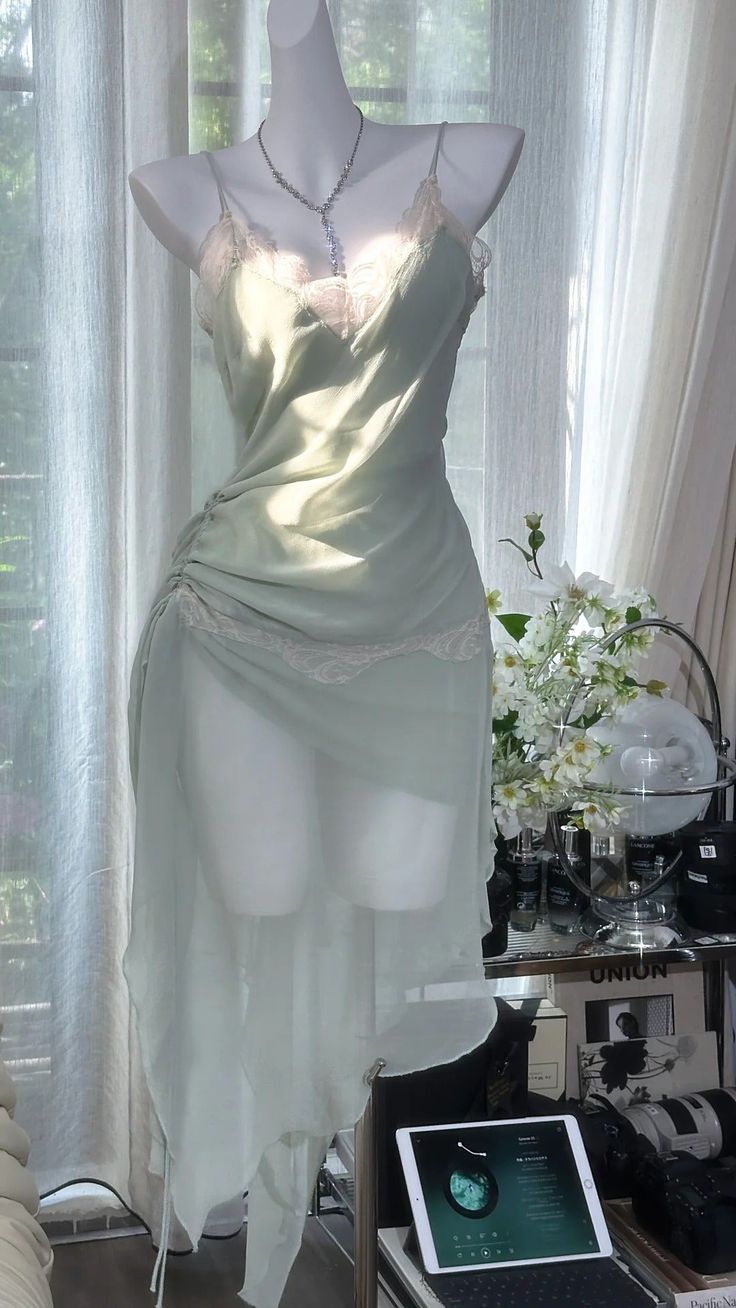 Light Green Sheath Spaghetti Strap Lace Chiffon Short Homecoming Dress Wedding Guest Dress SH4322
