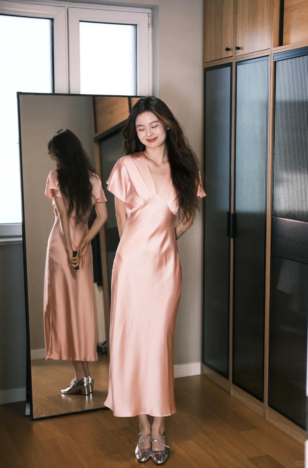 Gentle Light Pink Sheath V Neck Satin Prom Dress Formal Gown Party Dress SH4185