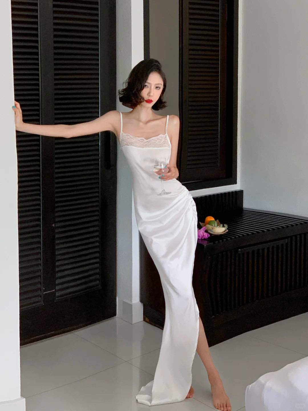 Elegant White Sheath Spaghetti Strap Lace Satin Long Prom Dress Vacation Dress with Slit SH4314