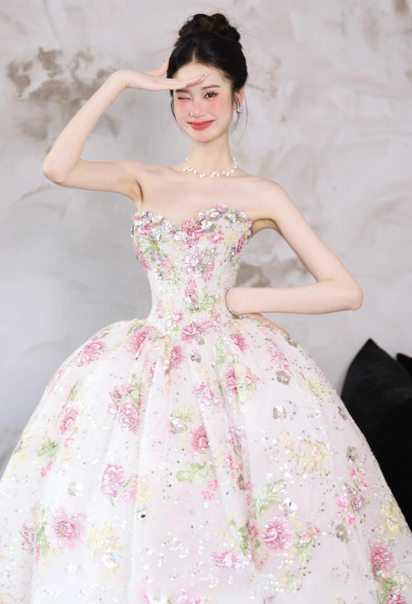 Exquisite Ball Gown Strapless Embroidery Floral Tulle Prom Dress 16th Birthday Dress SH4054