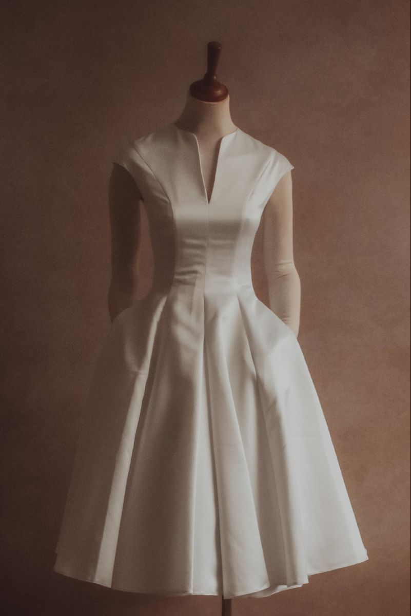 Simple White A Line V Neck Satin Homecoming Dress Outfits SH4352