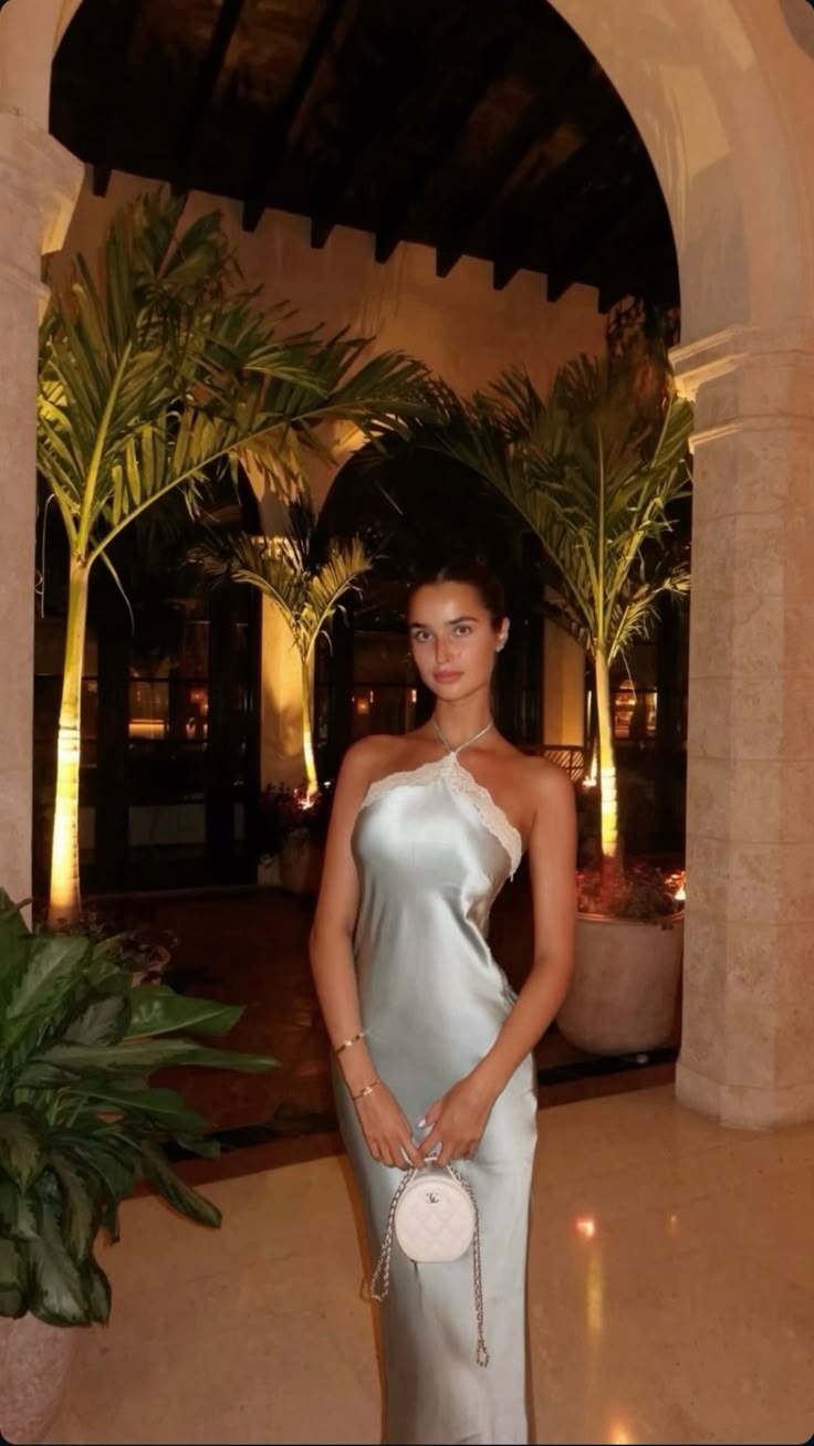 Elegant Sheath Halter Lace Satin Open Back Long Prom Dress Evening Dress SH2631