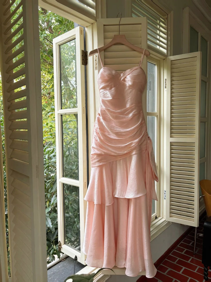 Gentle Mermaid Spaghetti Straps Tiered Pleated Pink Satin Evening Dress Party Dress SH2682