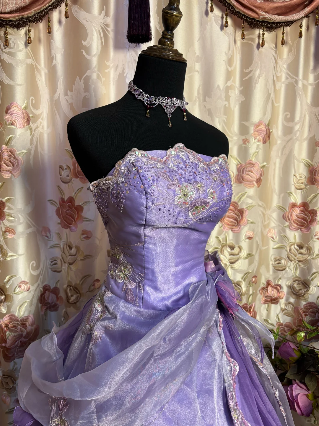 Vintage Ball Gown Strapless Embroidered Purple Organza Satin Long Prom Dress Formal Dress SH4177