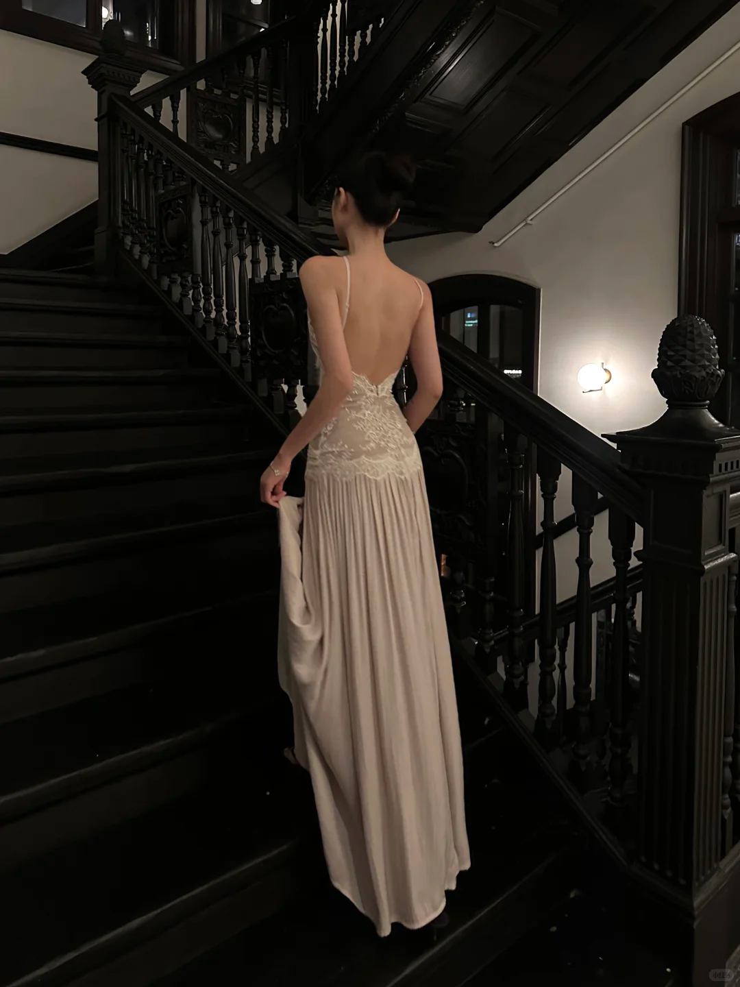 Stunning A Line Halter Lace Satin Open Back Prom Dress Evening Dress Formal Gown SH3926