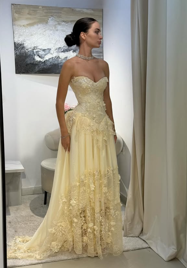 Yellow A Line Sweetheart Neck Appliques Lace Chiffon Prom Dress Wedding Guest Dress SH4440