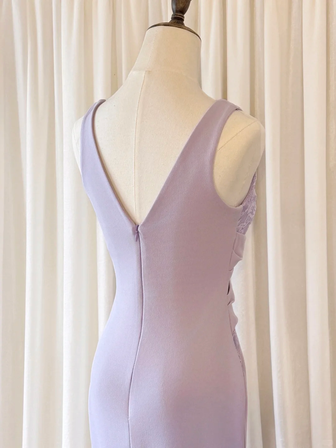 Lilac Elegant Sheath V Neck Lace Satin Short Prom Dress Hoco Dress SH5513