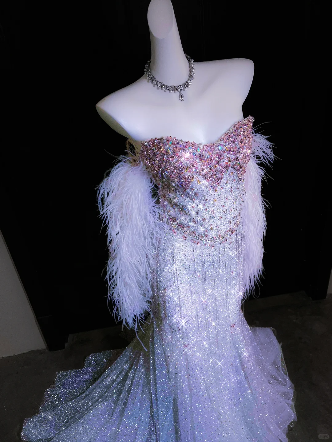 Exquisite Beaded Silver Sequin Mermaid Feather Tulle Date Dress Evening Dress Prom Dress SH3439