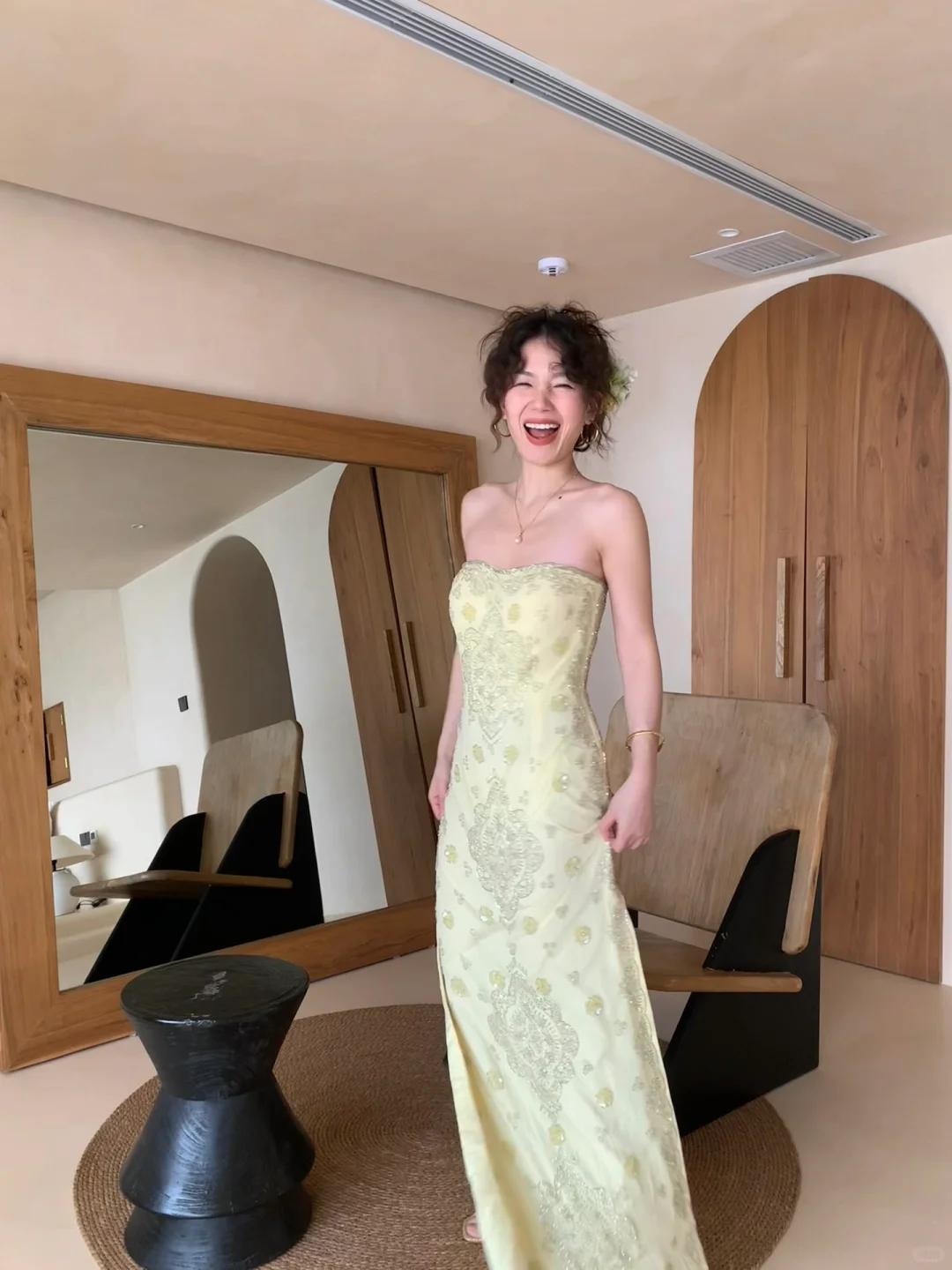 Vintage Light Yellow Sheath Strapless Beaded Satin Prom Dress Wedding Guest Dress SH4559
