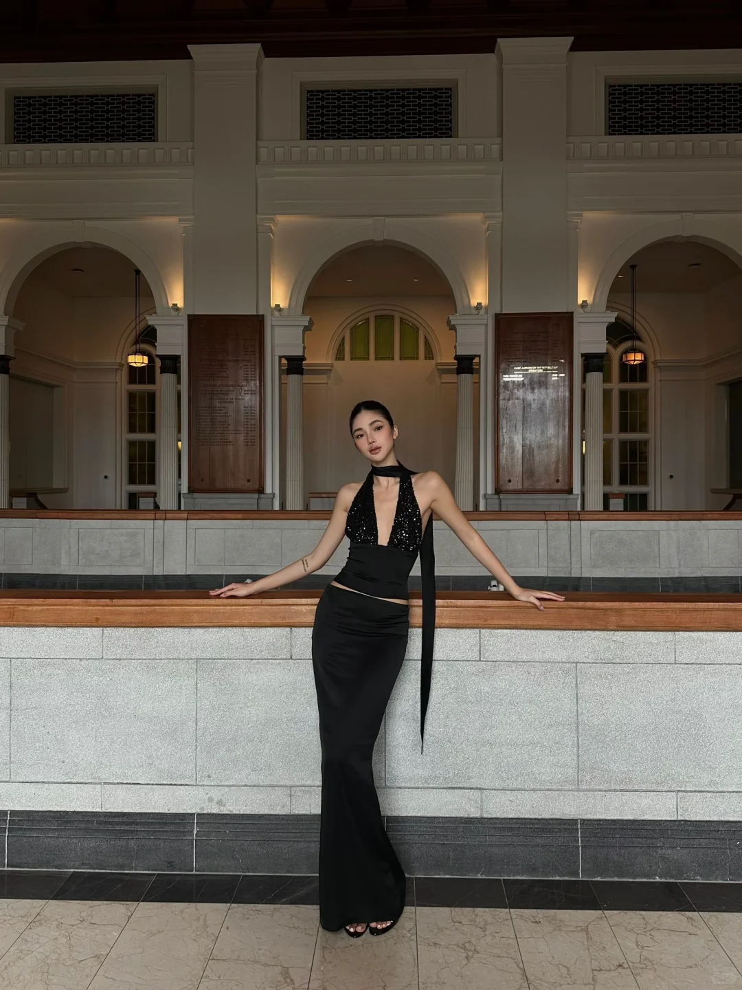 Sexy Two Piece Sheath Halter Black Sequin Satin Prom Dress Evening Dress Formal Gown SH3930