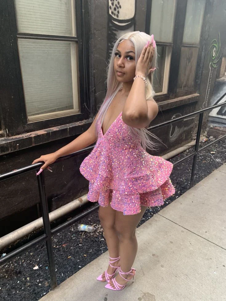 Sexy V-Neck Halter Pink Short Homecoming Dress Sequins Party Dress SH600