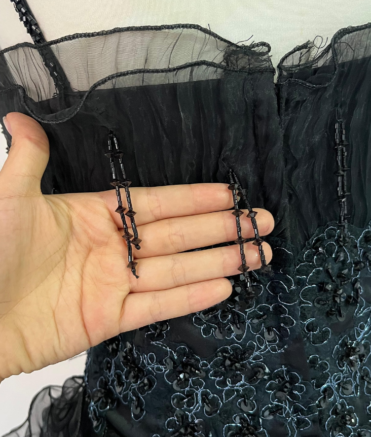 Cute A Line Spaghetti Strap Beaded Ruffle Black Tulle Short Homecoming Dress SH2060