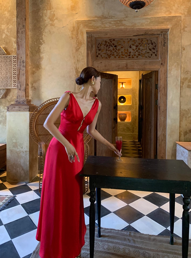 Classic Red A Line V Neck Satin Long Prom Dress Party Dress SH4030