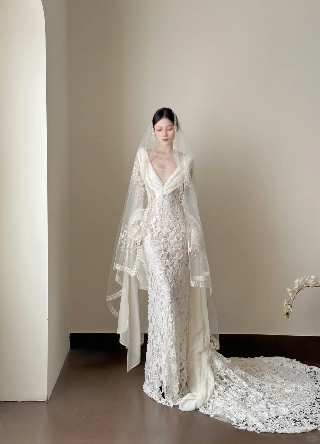 Retro Mermaid V Neck White Lace Chiffon Long Prom Dress Wedding Dress SH3963