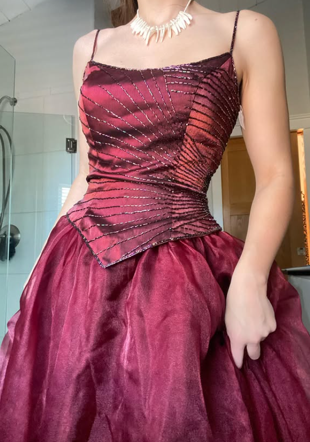 Retro Burgundy A Line Spaghetti Straps Beaded Satin Organza Prom Dress Evening Dress SH5916