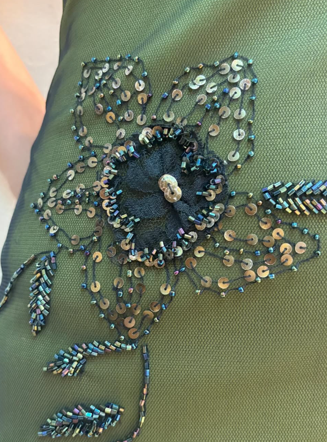 Vintage Mermaid V Neck Beaded Green Chiffon Satin Prom Dress Evening Dress SH2119