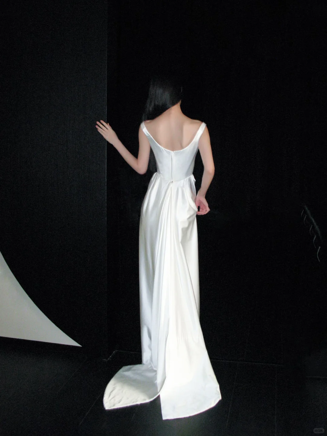 Simple Sheath Spaghetti Strap White Satin Long Wedding Dress SH4716