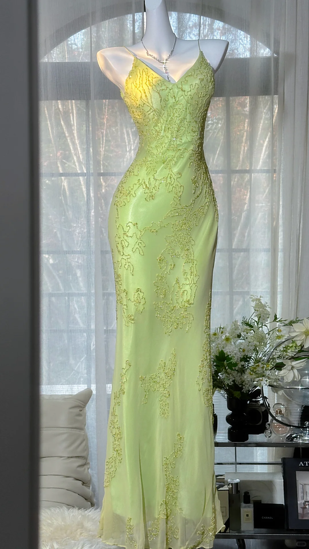 Vintage Sheath Spaghetti Straps Beaded Light Green Chiffon Long Prom Dress SH5125
