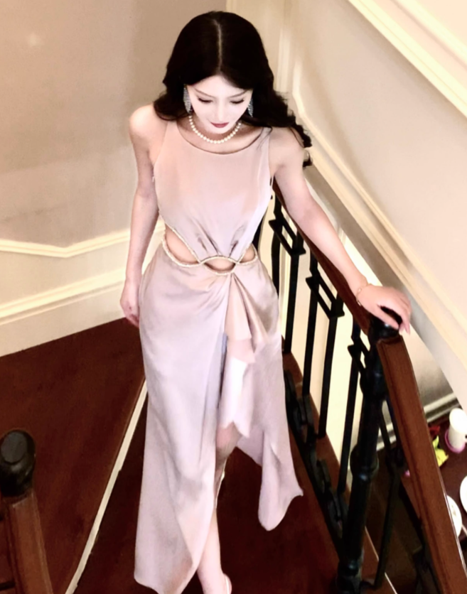 Light Pink A Line Straps Rhinestone Satin Prom Dress Evening Dress Formal Dress with Slit SH4085