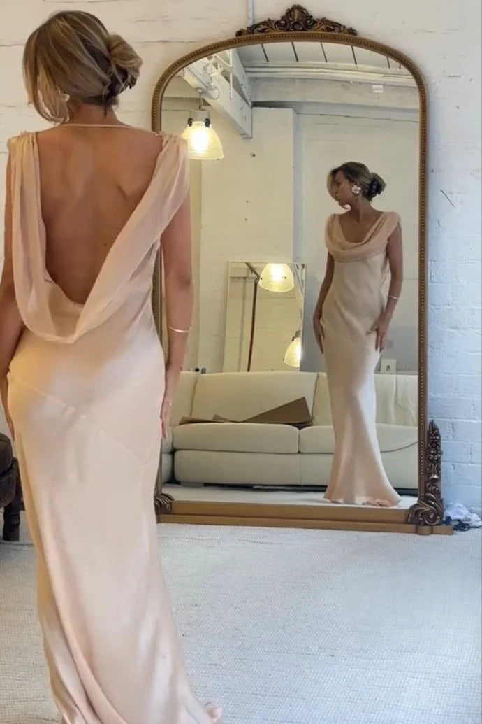 Charming Mermaid V Neck Light Pink Long Prom Dress with Ruched SH7767
