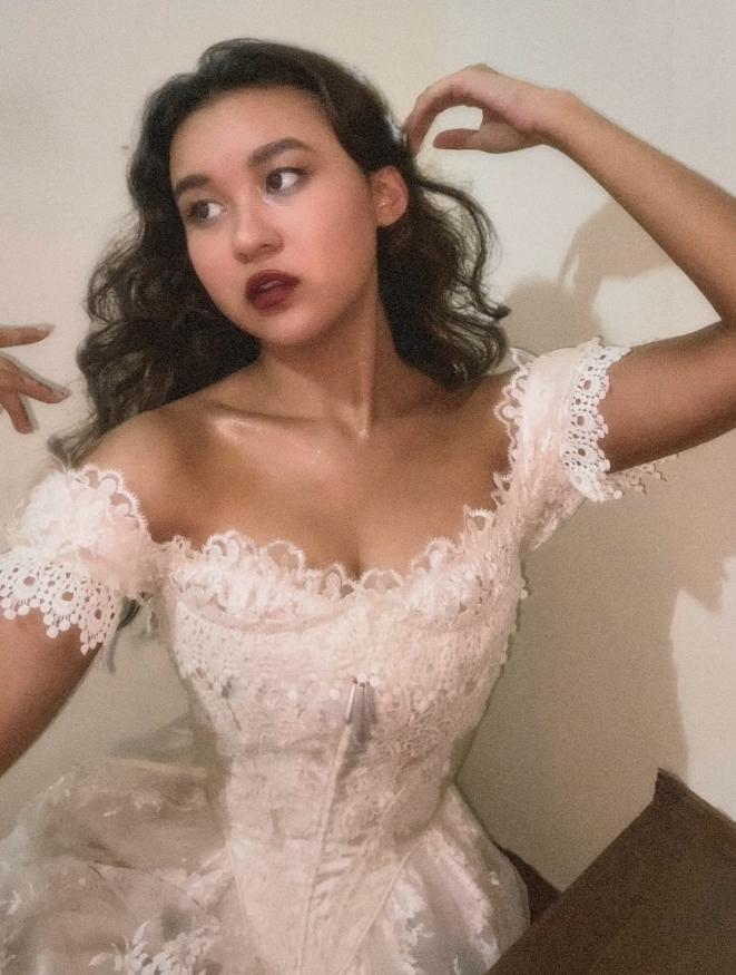 Vintage Ivory A Line Off the Shoulder Lace Satin Tulle Prom Dress Wedding Dress SH4471