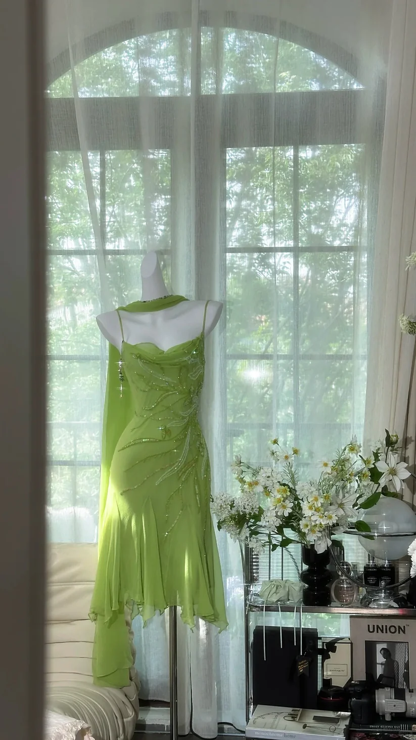 Romantic Green Exquisite Beaded Short Chiffon Homecoming Dress Evening Dress Birthday Party Dress SH3432